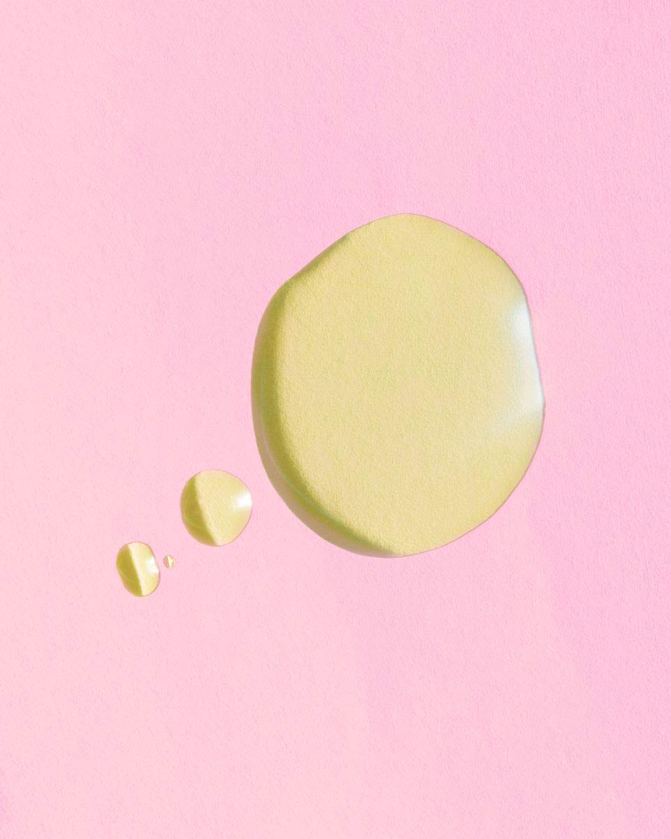 Sea kelp visuals highlight antioxidant hydration during cleansing routine