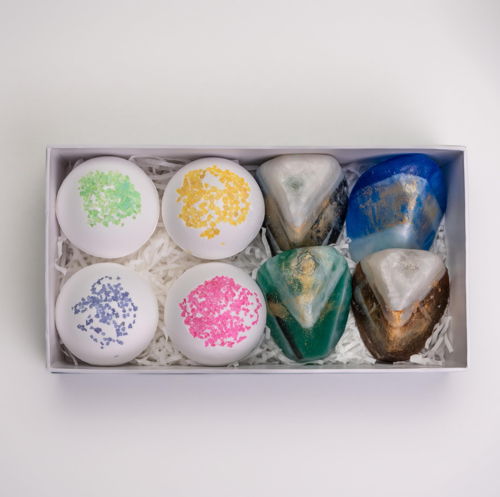 Earth & Home eight-piece set includes four soaps and four fizzy bath bombs.