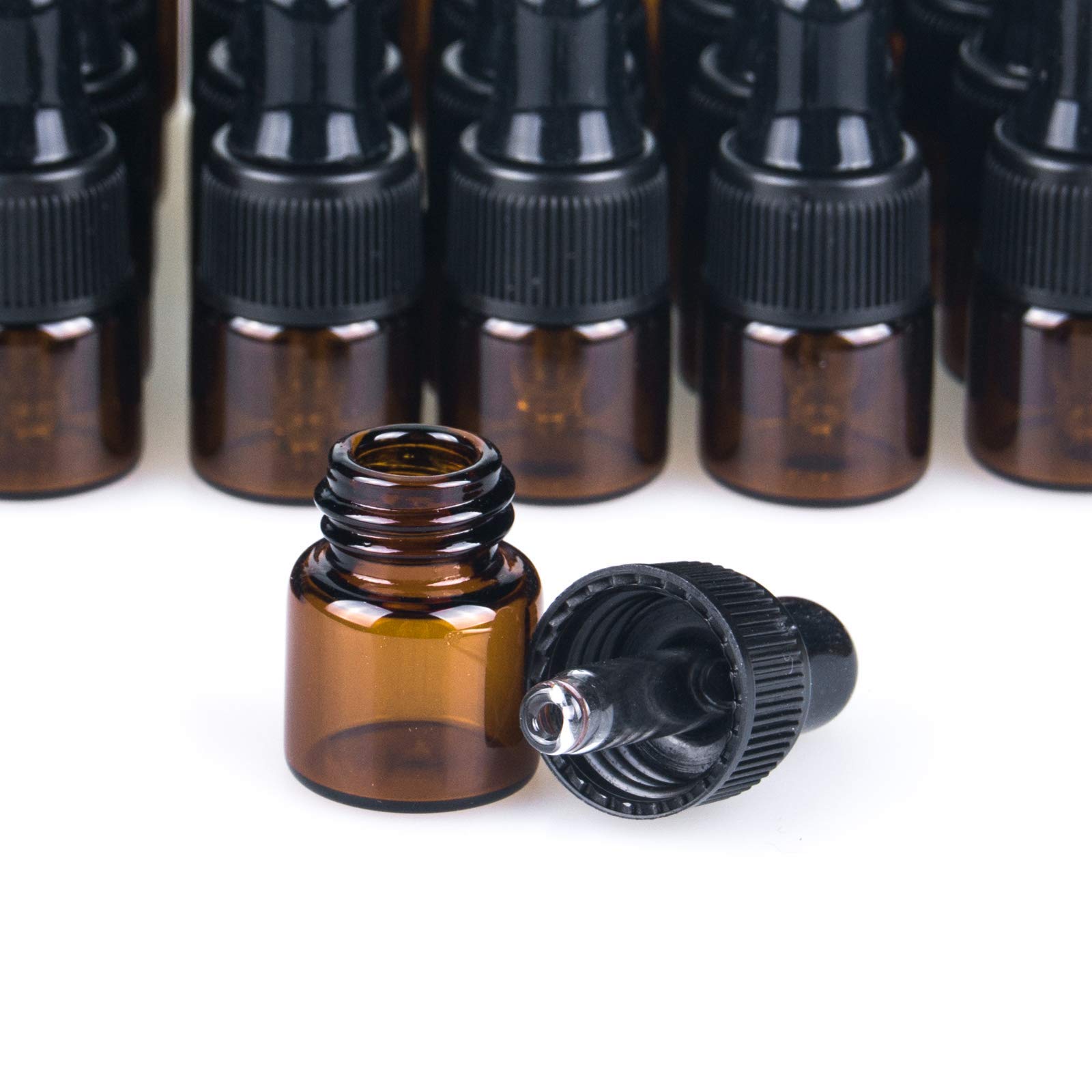 Easeen multi-use essential oil bottle suitable for samples and displays