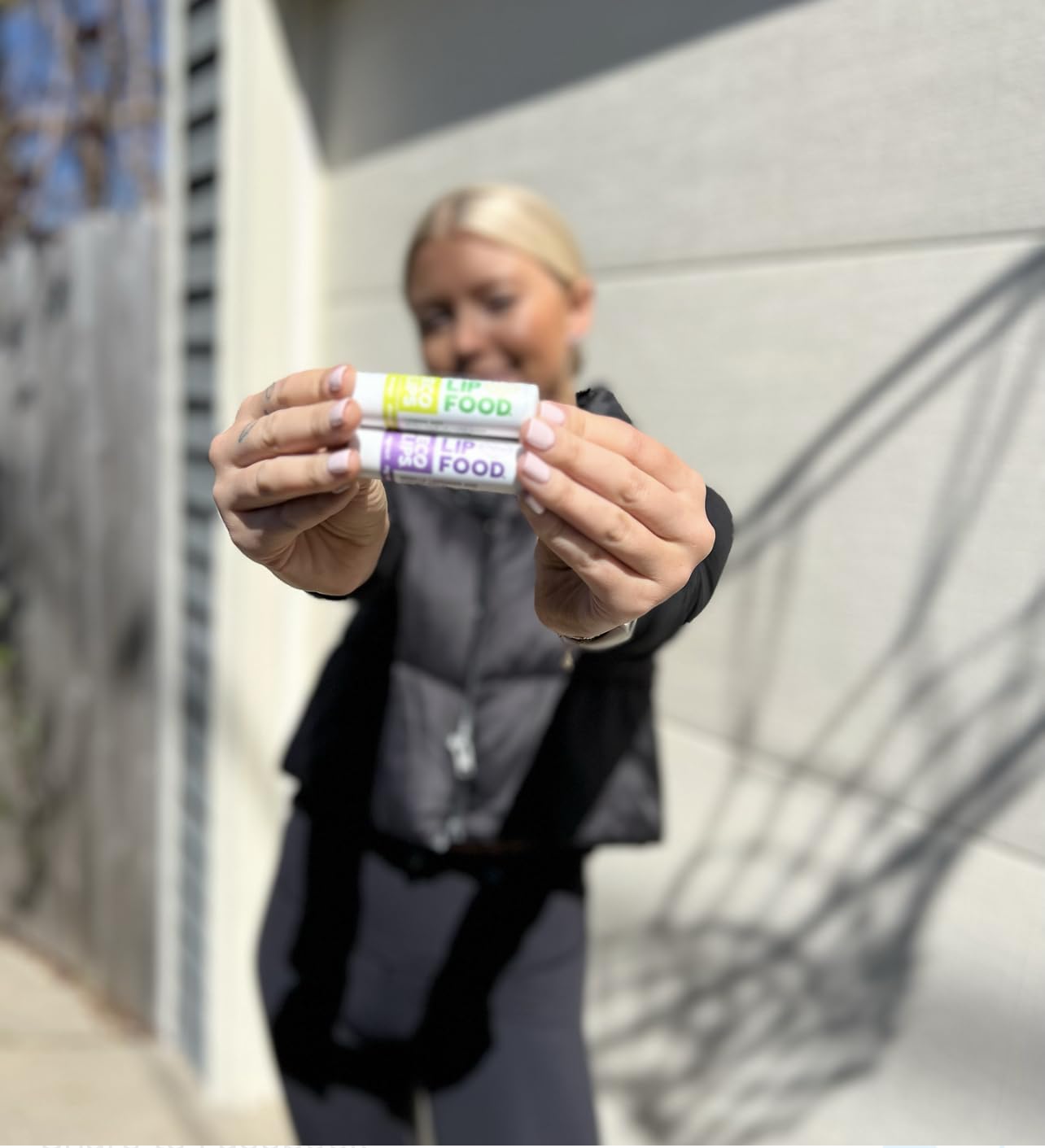 Eco Lips Lip Food outdoor-use scene highlights protection during daily activities.