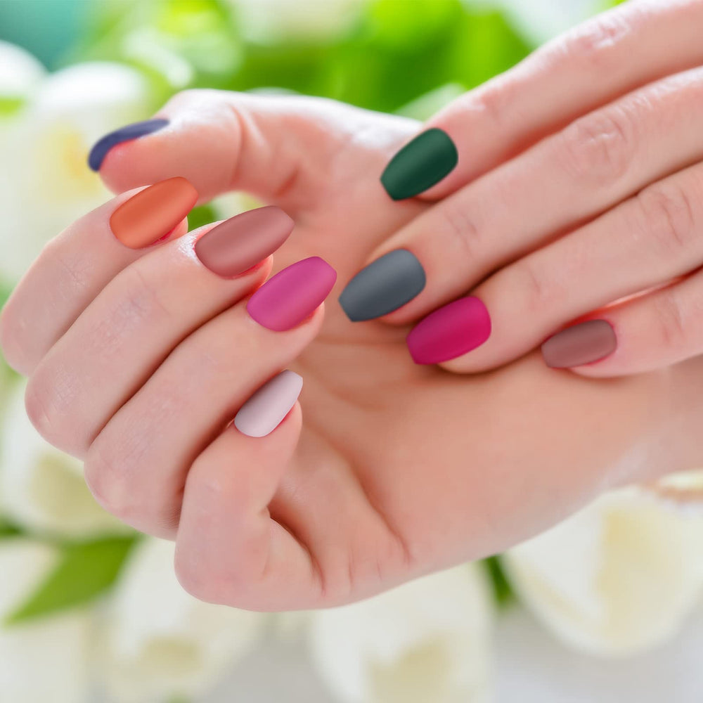 24 diseños de uñas mate para combinar con tu estilo editTime