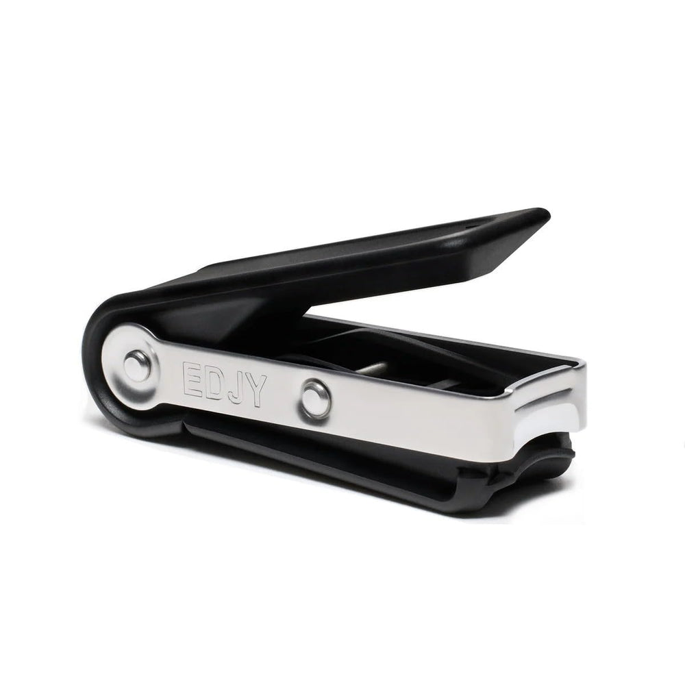 EDJY fingernail cutter closeup blade for precise trimming and clean edges.