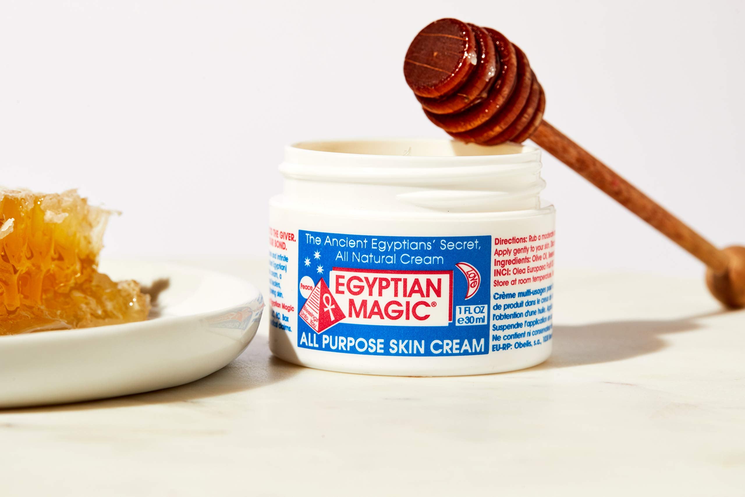 Egyptian Magic ingredients honey royal jelly—antioxidant-rich nourishment for skin.