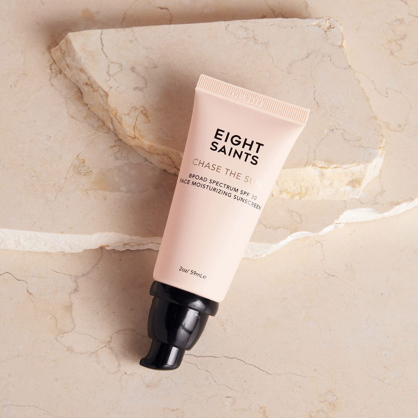 Eight Saints Chase the Sun SPF 30 on application reveals a dewy, lightweight finish