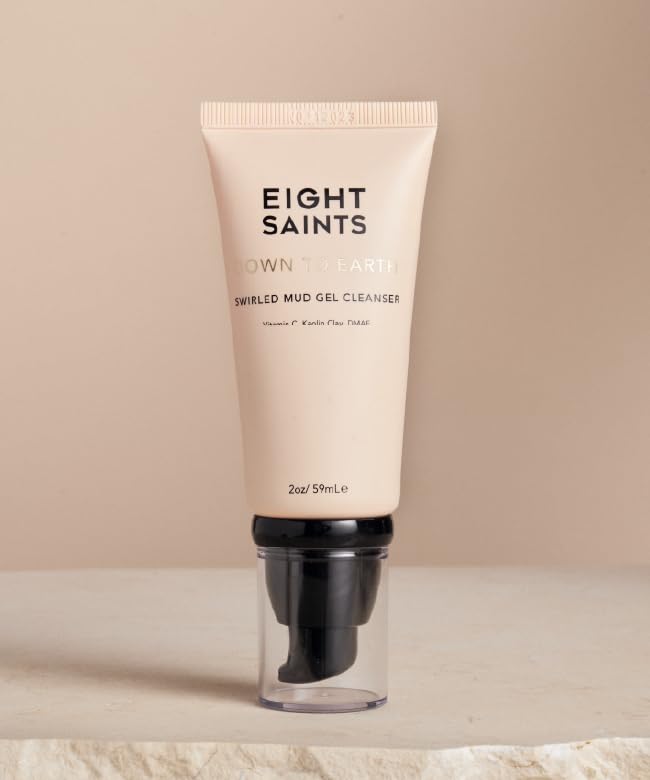 Eight Saints Down To Earth Mud Gel Face Wash texture application shows creamy gel for gentle cleansing