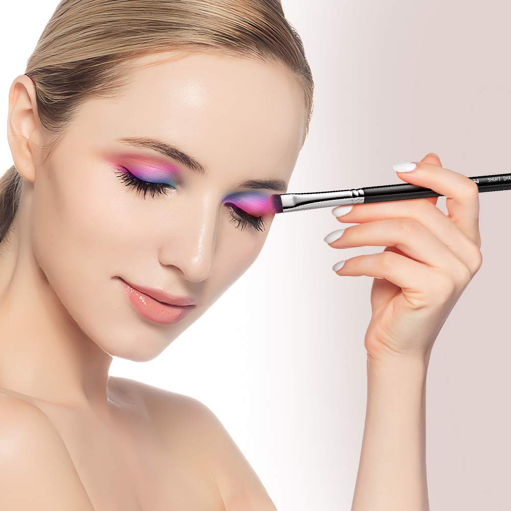 EIGSHOW Eyeshadow Smudge Brush cruelty-free vegan product supports ethical beauty.