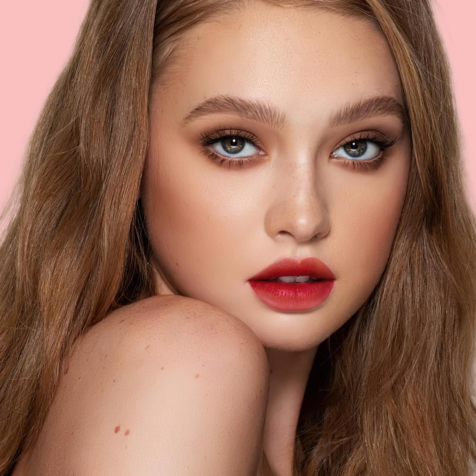 EIGSHOW Lip Brush flexible bristles deliver soft, comfortable lip makeup application