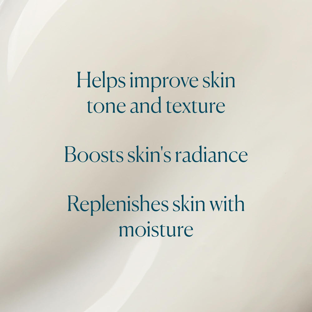 ELEMIS Dynamic Resurfacing Facial Wash purifies impurities for a more even complexion.