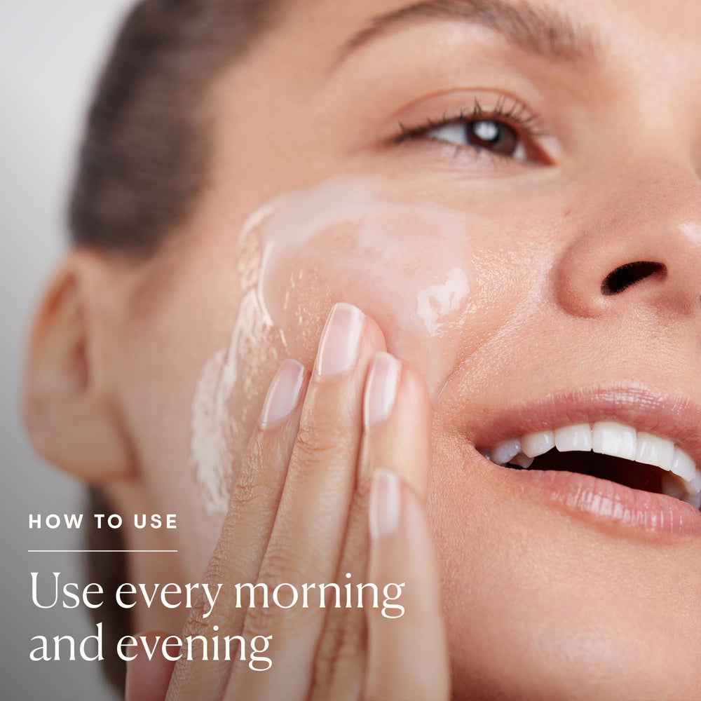 ELEMIS Dynamic Resurfacing Facial Wash white truffle hydrating close-up for renewed glow.