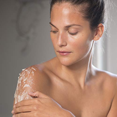 Elemis Frangipani Monoi Salt Glow texture swirl emphasizes mineral-rich sea salt.