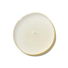 ELEVEN AUSTRALIA Deep Clean shampoo lather demonstrates cleansing action and scalp purifying benefits.