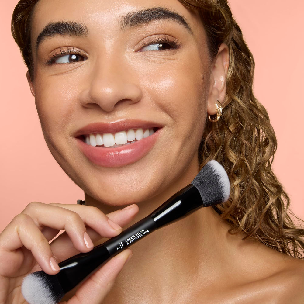 e.l.f. brush applying cream bronzer for natural sculpted definition