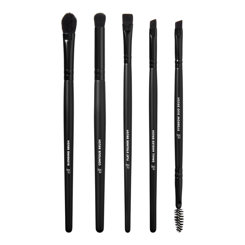 e.l.f. Ultimate Eyes Flat Eyeliner Brush close-up demonstrates precise lines for defined eyes.