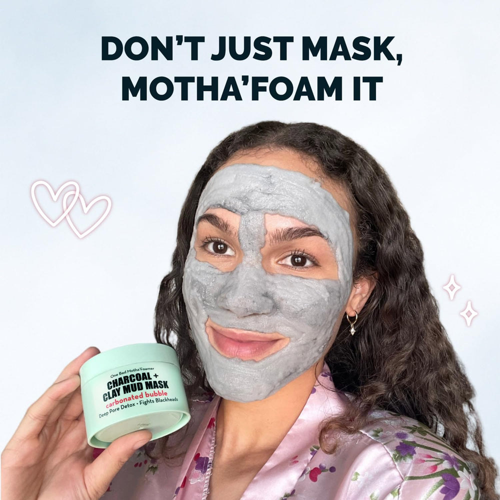 Elizabeth Mott carbonated bubble detox mask charcoal application demonstrates detoxifying pore cleansing.