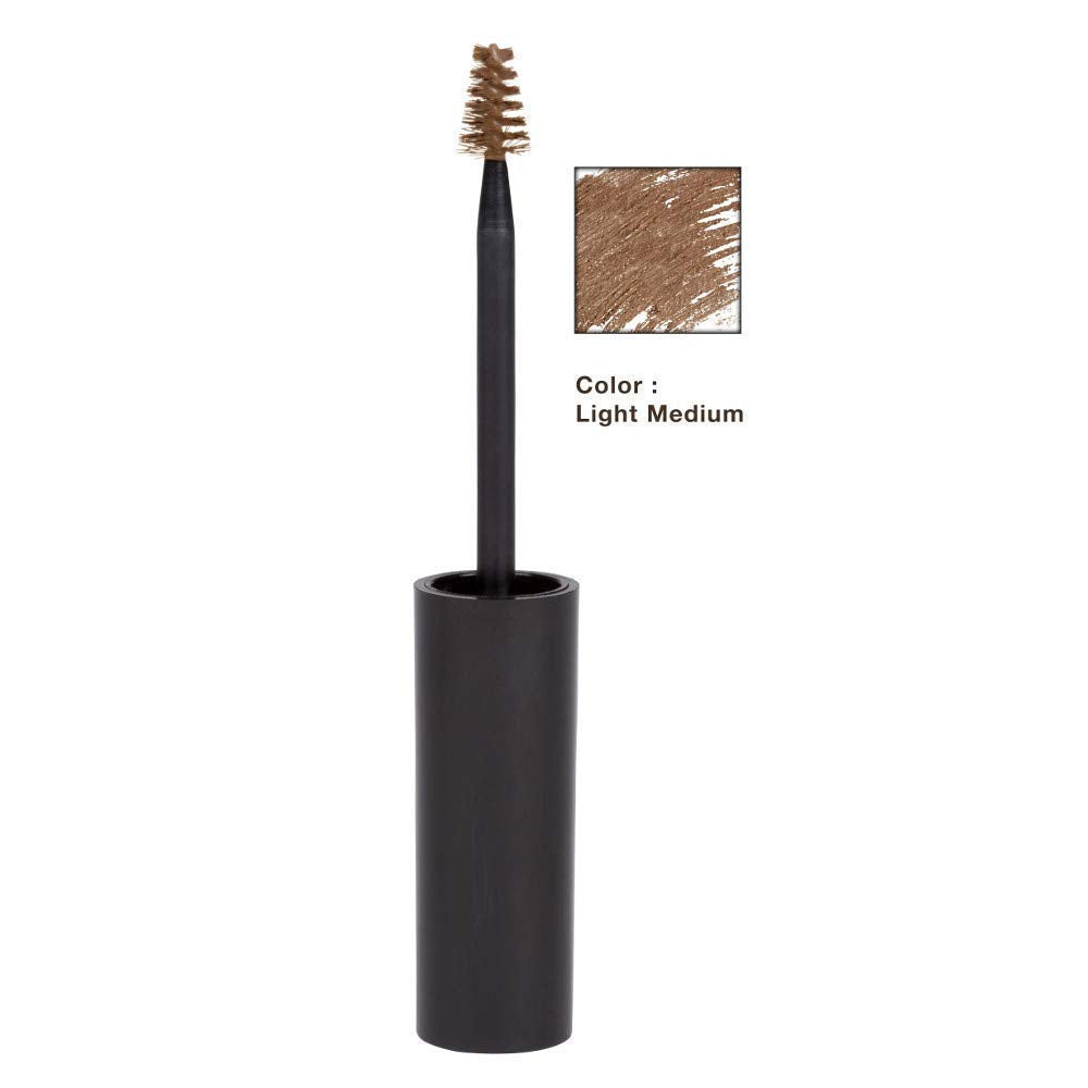 Elizabeth Mott Queen of the Fill SpiralTech brush close-up shapes brows precisely.
