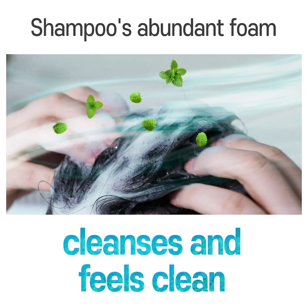 Pouring splash of Elizavecca CER-100 during wash for easy rinse