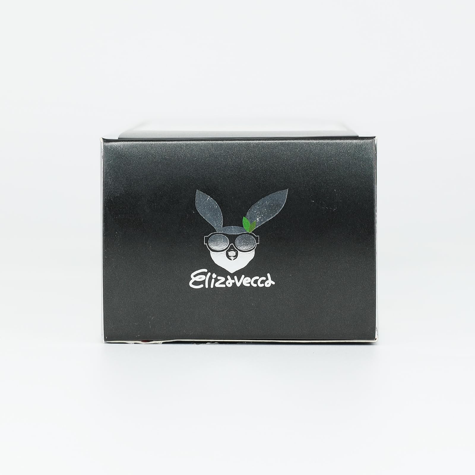 Elizavecca Milky Piggy Elastic Pore Charcoal Foam during application, texture hints gentle exfoliation and sebum control.