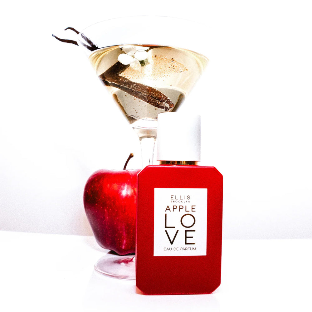 Ellis Brooklyn Apple Love sugar cane blend adds subtle sweetness and warmth.