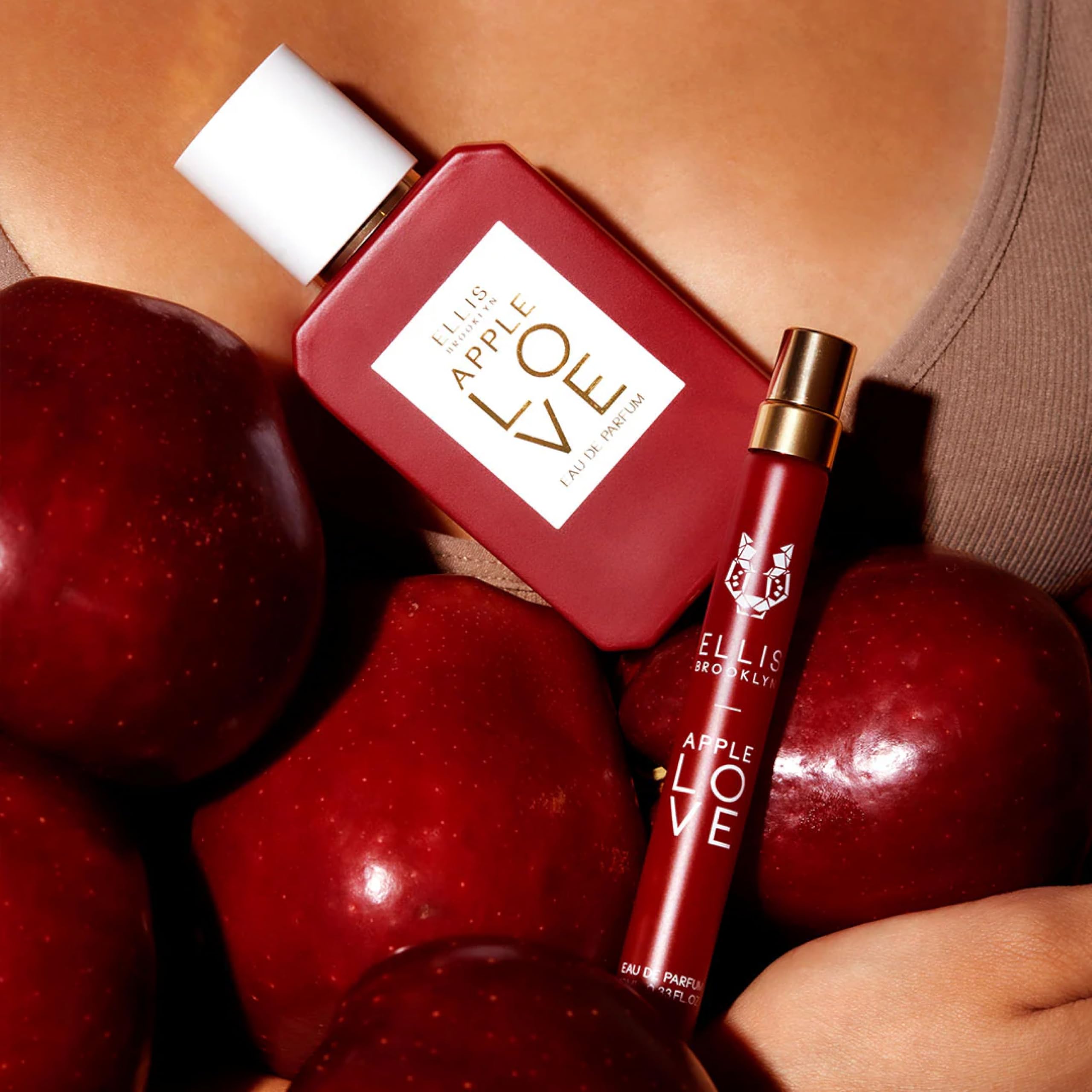Ellis Brooklyn Apple Love vanilla note delivers creamy depth and longevity.
