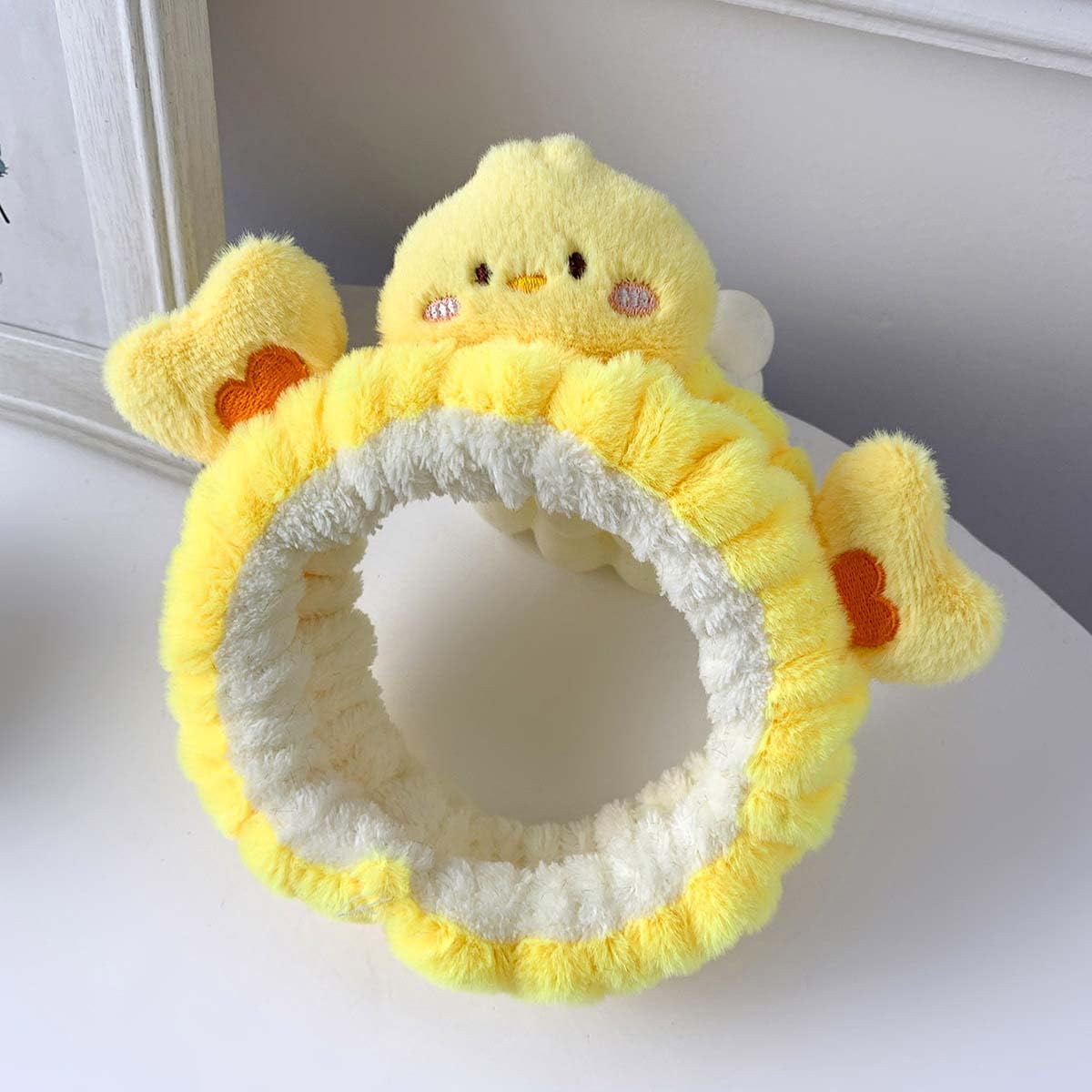 Eluckya Kawaii spa headband gift-ready packaging aligns with self-care gifting ideas.