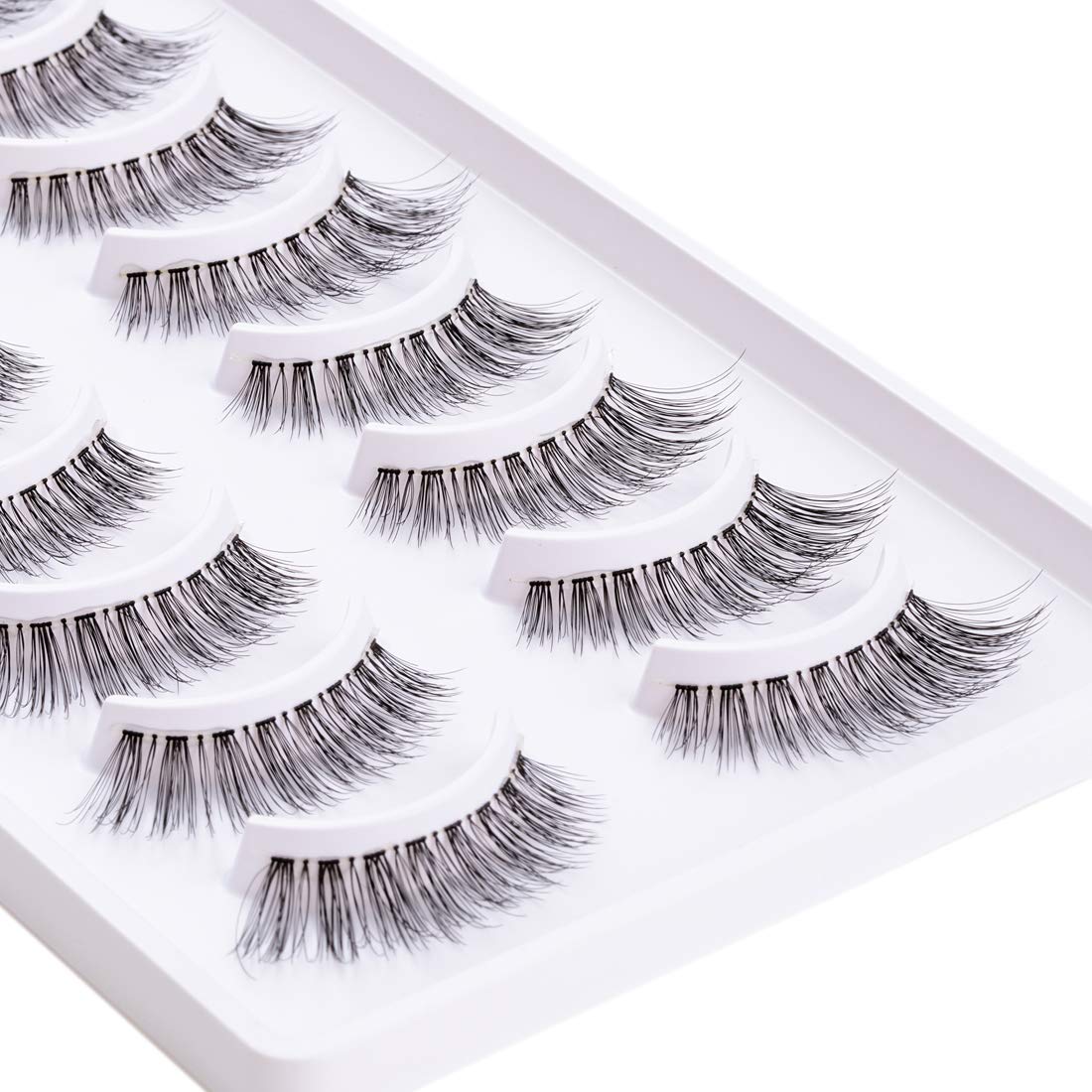 EMEDA 005 cat-eye 3D demi wispy lashes adding gentle lift and depth
