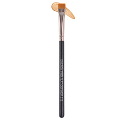 Energy flat definer brush top view highlights precision for sharp lines on brows and lids