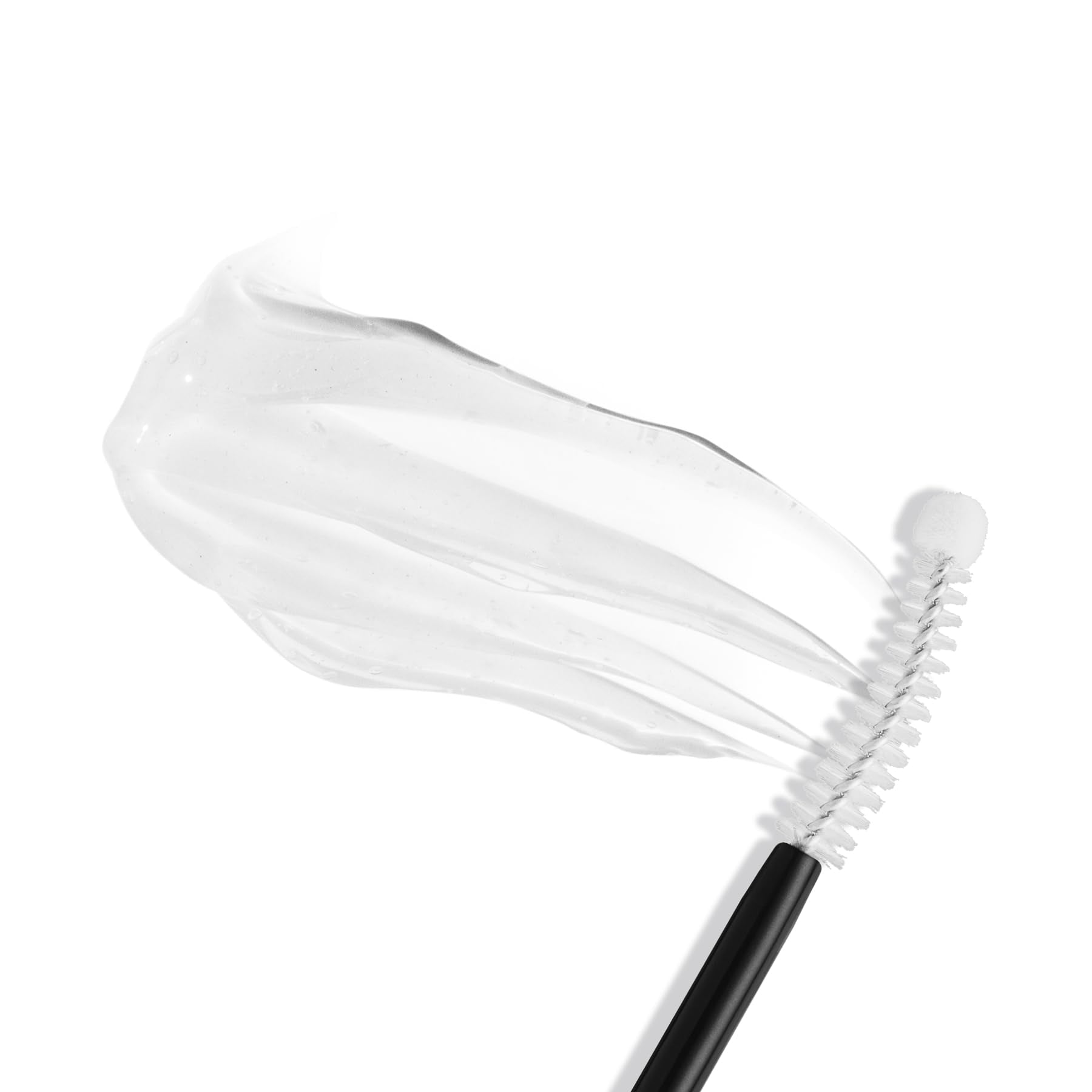 EPAIS serum application on lashes illustrates easy daily routine and visible care