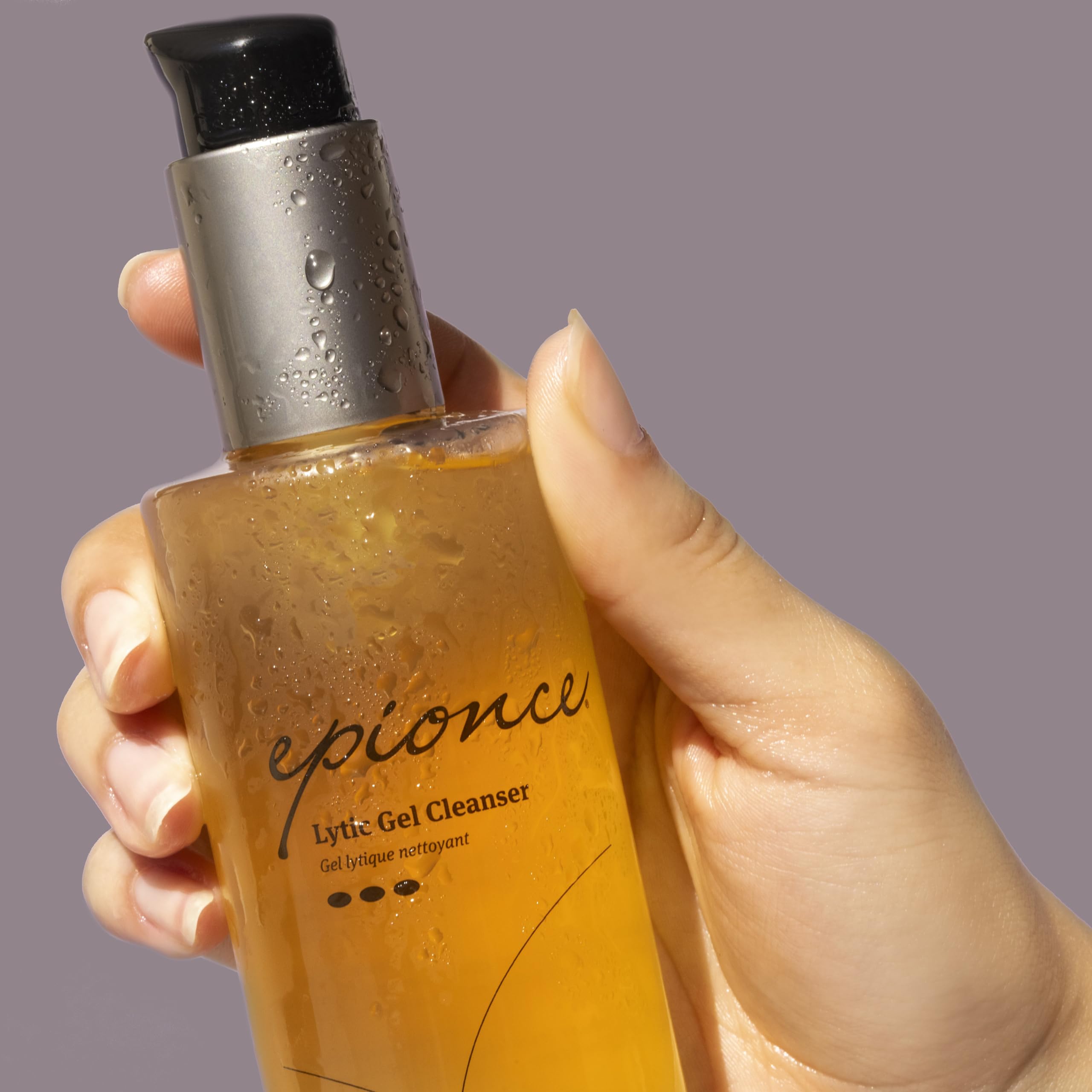 Epionce Lytic Gel Cleanser foaming-lather demonstrates a gentle cleanse for refreshed, clear skin