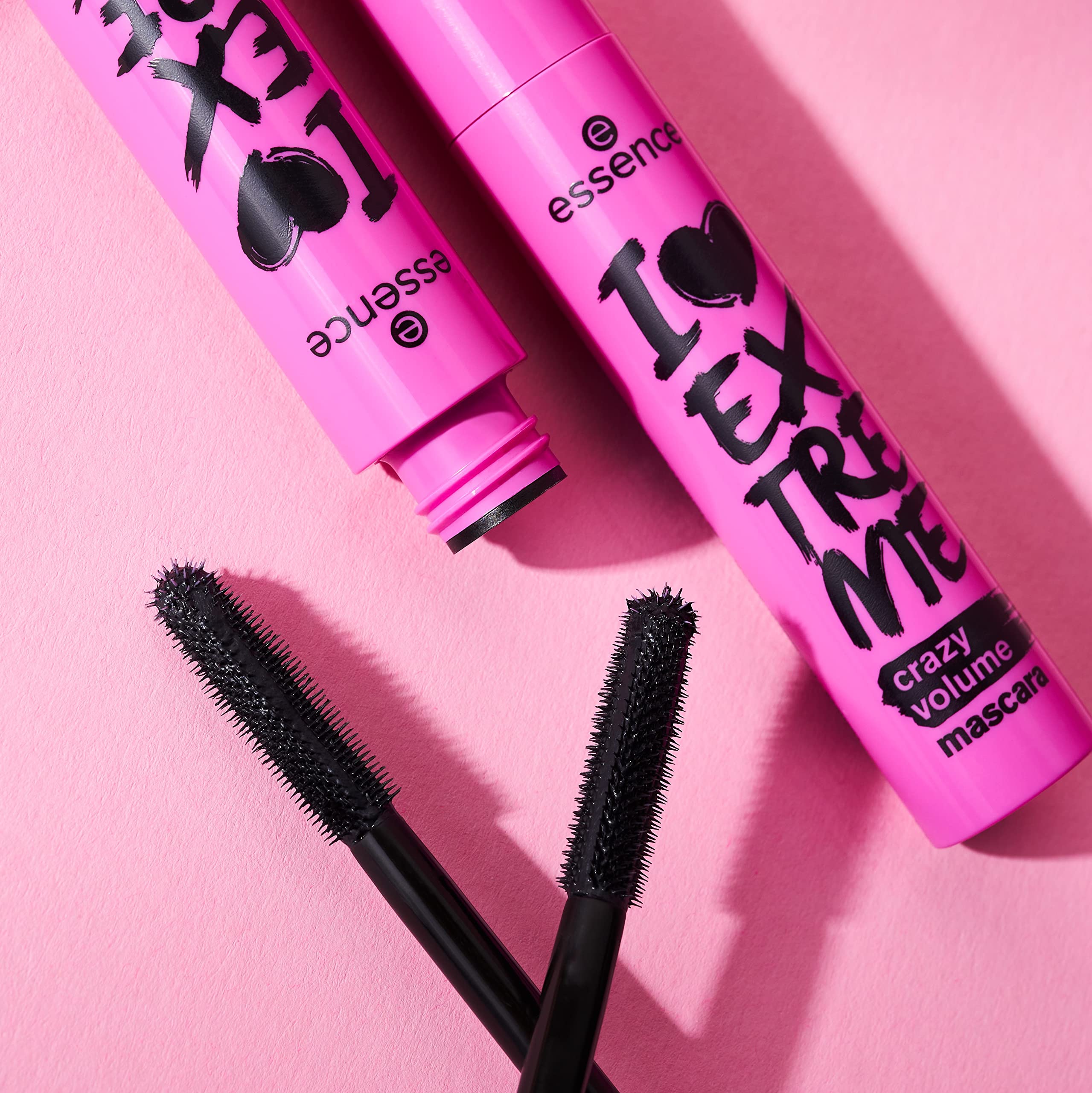 essence I Love Extreme Crazy Volume Mascara packaging detail highlights design