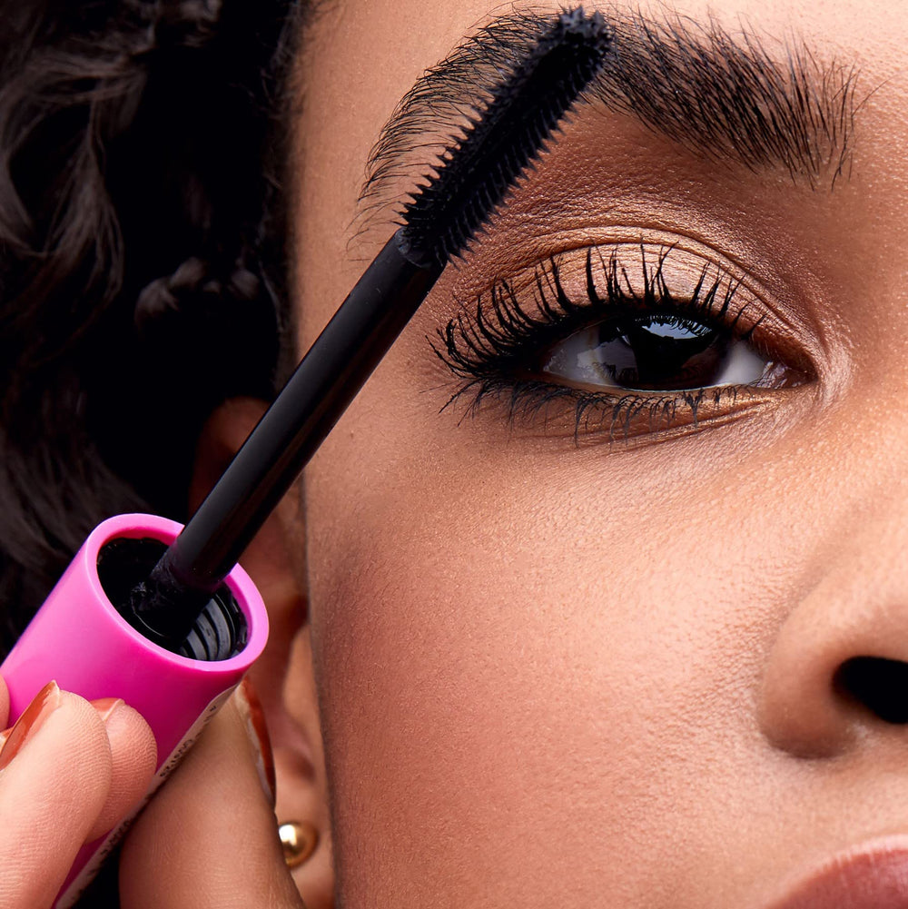 essence I Love Extreme Crazy Volume Mascara packaging box highlights cruelty-free vegan branding