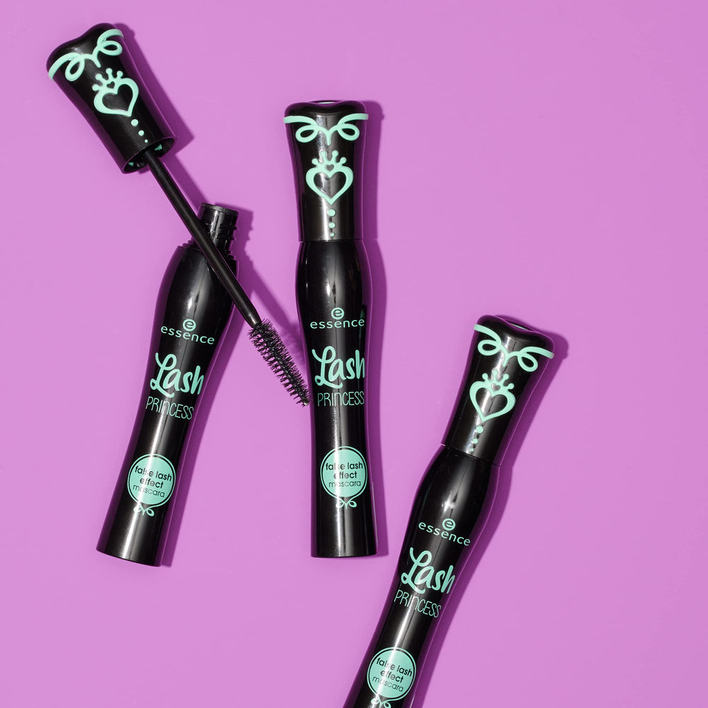 Essence Lash Princess lifestyle night out look with bold lashes boosting confidence benefit
