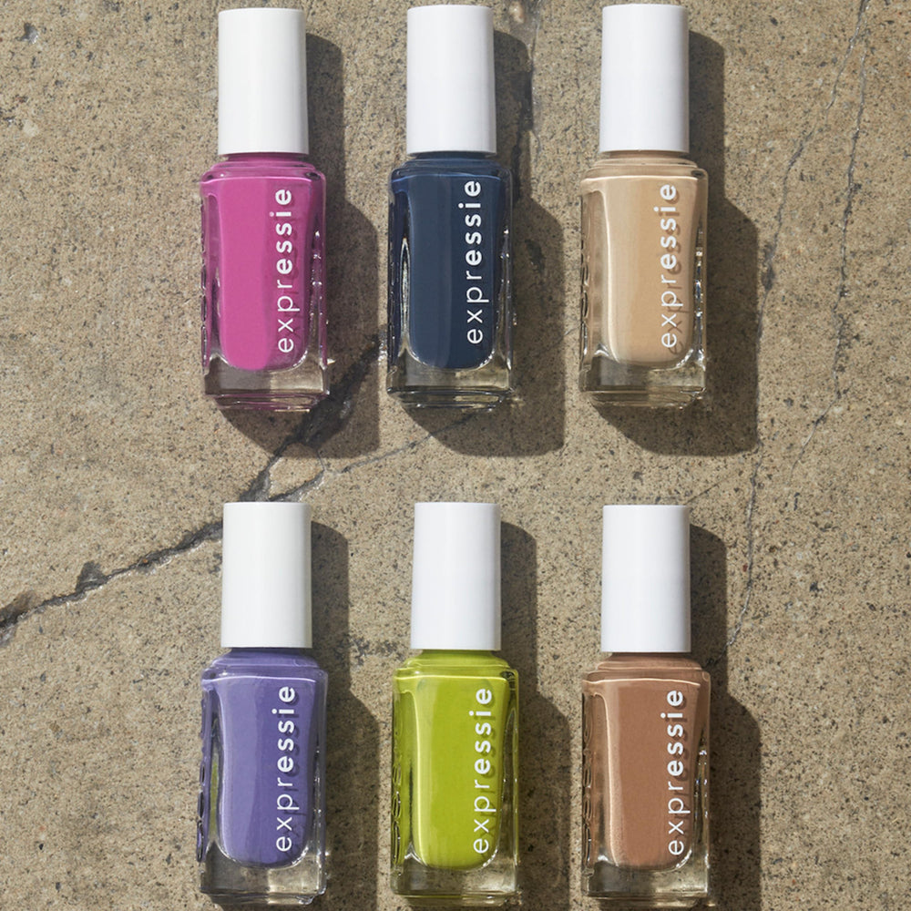 essie expressie application on nails without base or top coat for clean finish