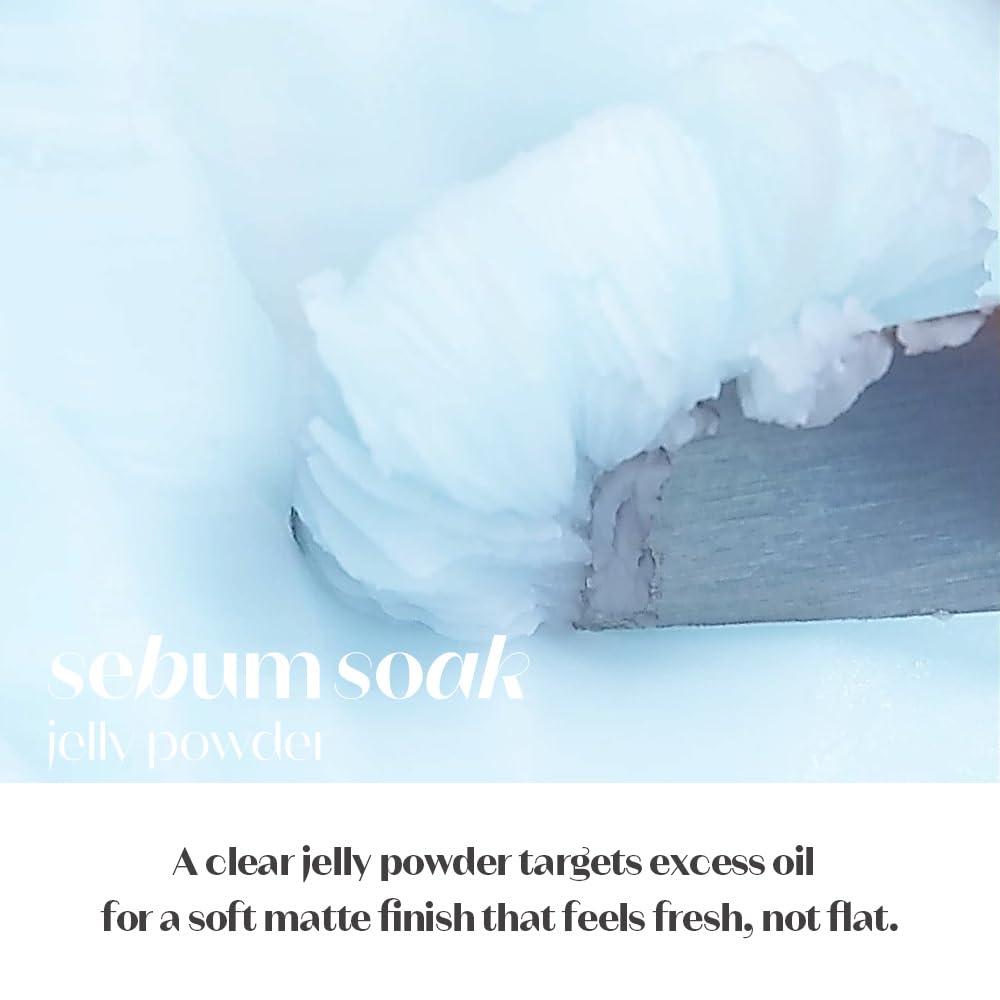 ETUDE SebumSoak Jelly Pressed Powder swatch demonstrates translucent coverage on varied skin tones.