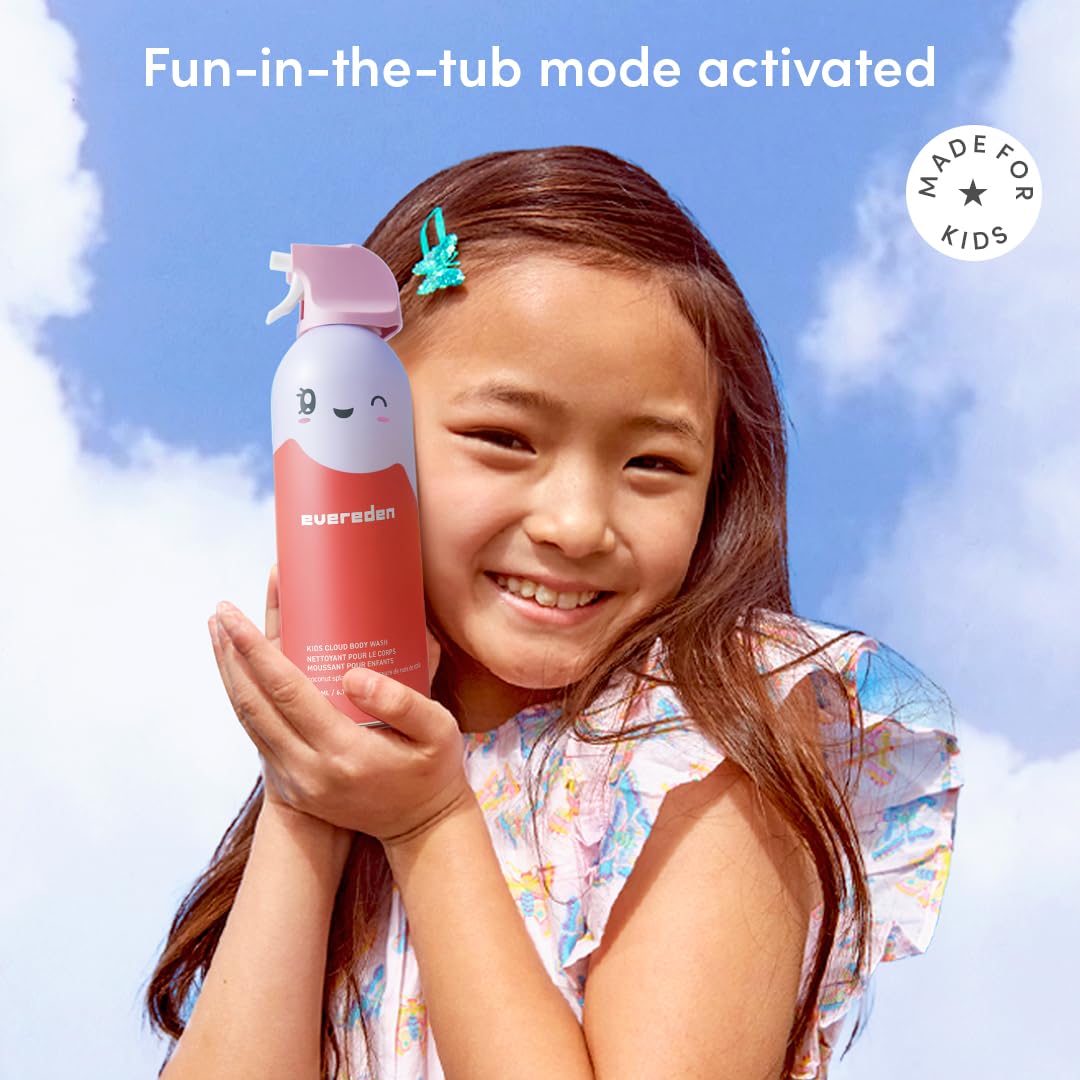 Evereden bath scene with foam highlights safe cleansing and playful moment.