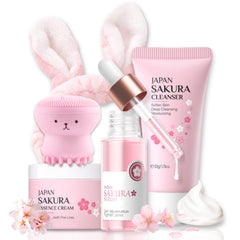 Evolvique Sakura skincare set packaging highlights travel-friendly hydration.