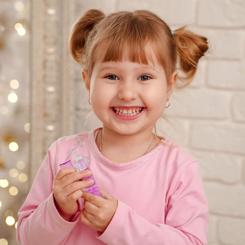 Expressions girl carrying case—handheld storage for convenient on-the-go use