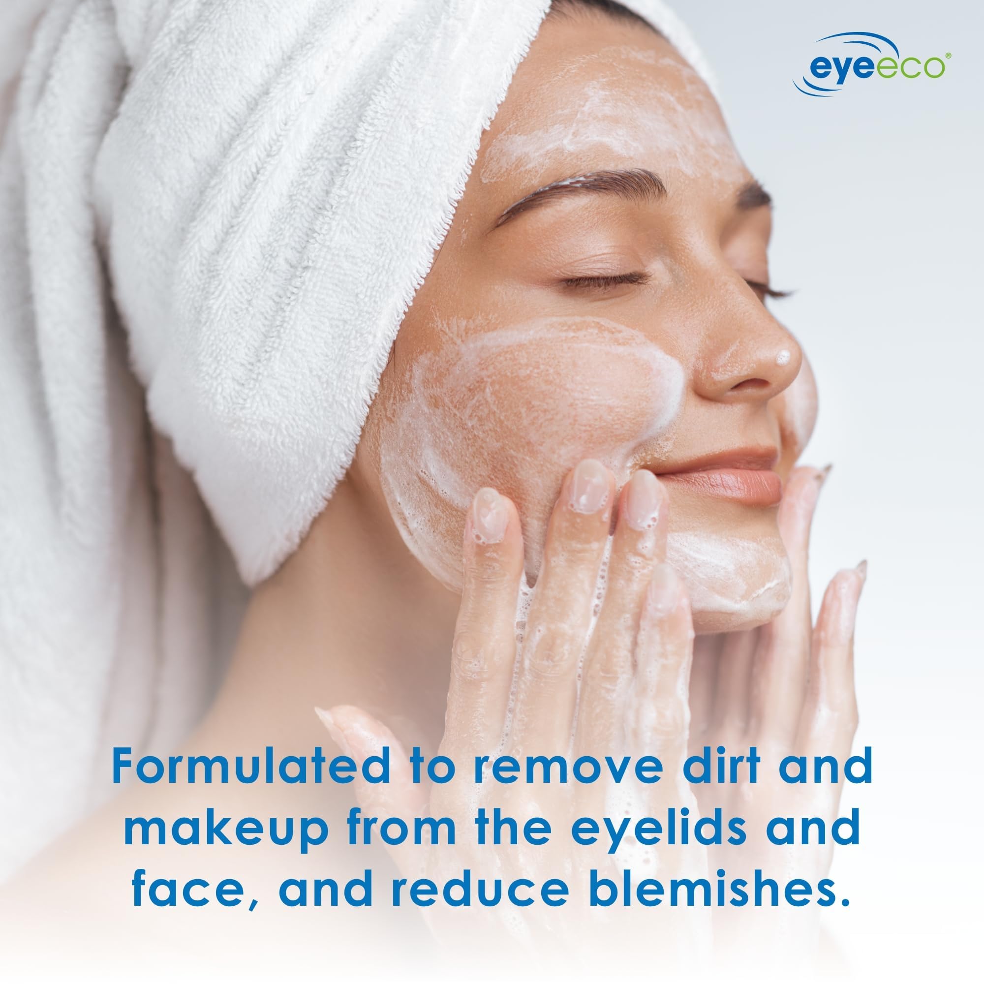 EyeEco foaming lather shows gentle cleanse for eyelids and face