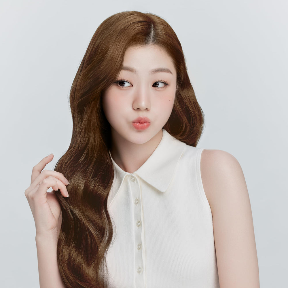eZn Pudding Hair Dye mess-free design emphasizes easy at-home color sessions.