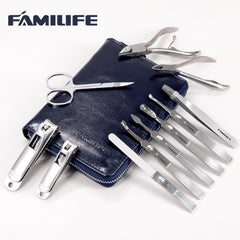 FAMILIFE stainless steel nail clipper closeup demonstrates durable, precise cuts