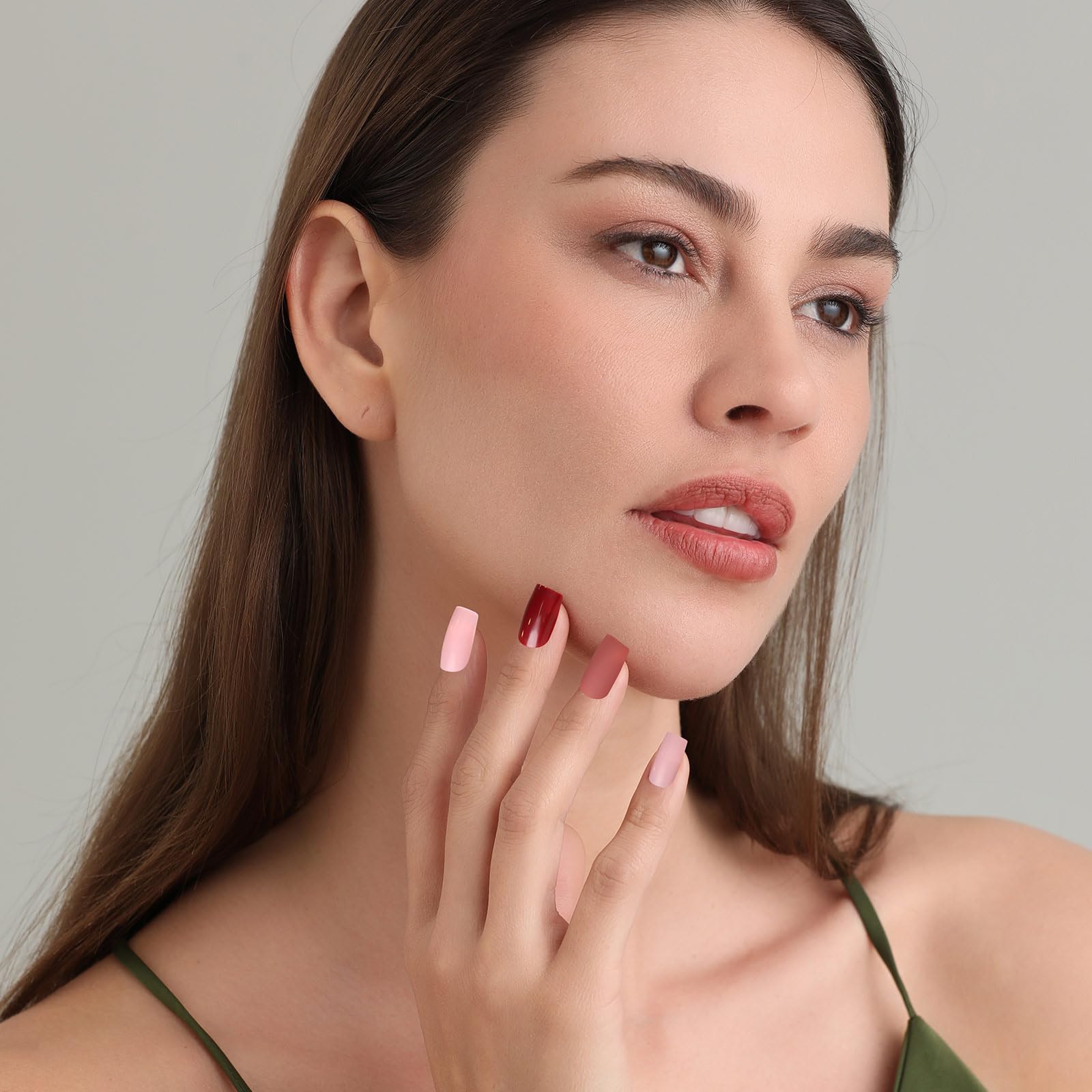 Fandamei matte solid nails provide sophisticated, long-lasting matte finish.