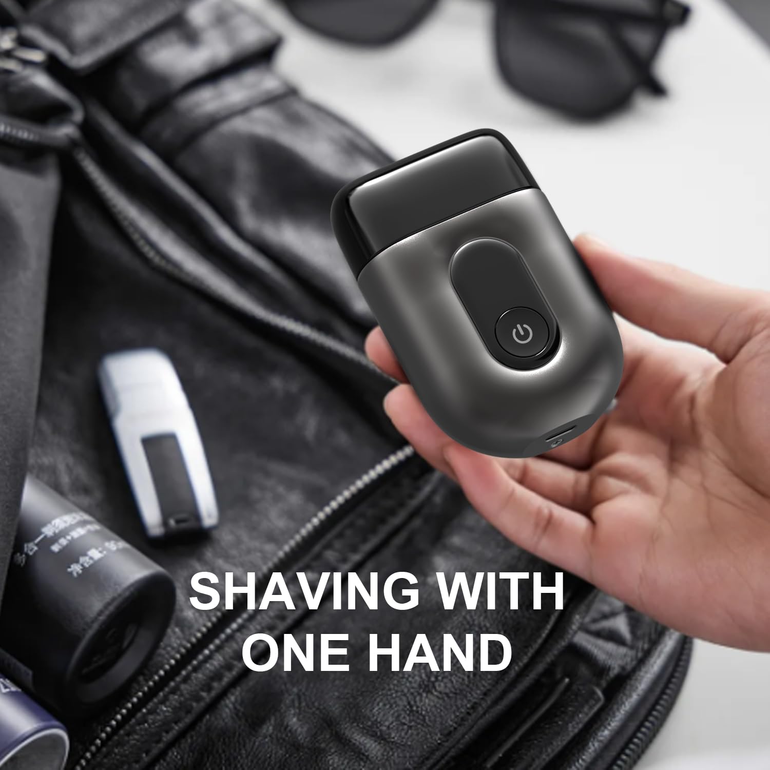 Fangaci shaver supports both wet and dry shaving for versatility