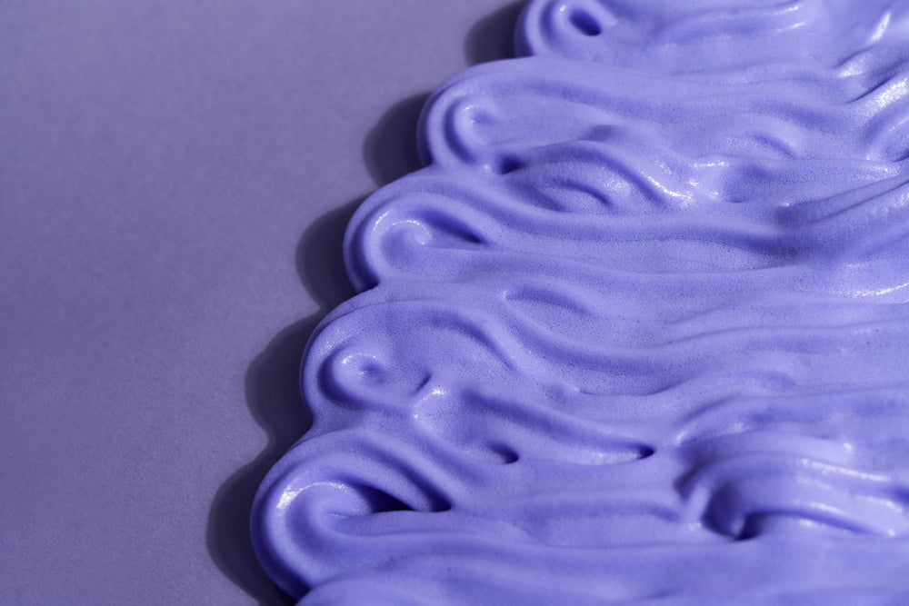 Fanola No Yellow purple pigment in action for violet-toned toning.