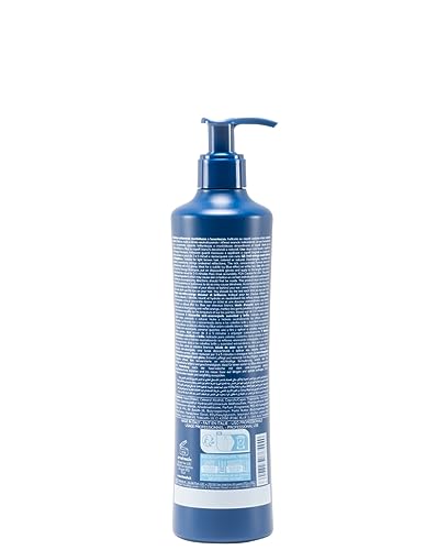 Fanola Wonder No Orange blue-toning mask applied to hair for brassy neutralization.