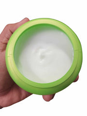 Fantasy Nails KUUL Reconstructor avocado oil nourishes hair shaft
