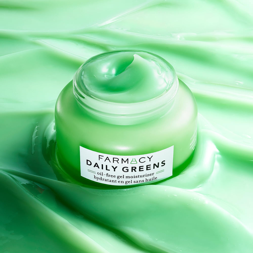 Farmacy Daily Greens shot emphasizes oil-control and a non-greasy finish.
