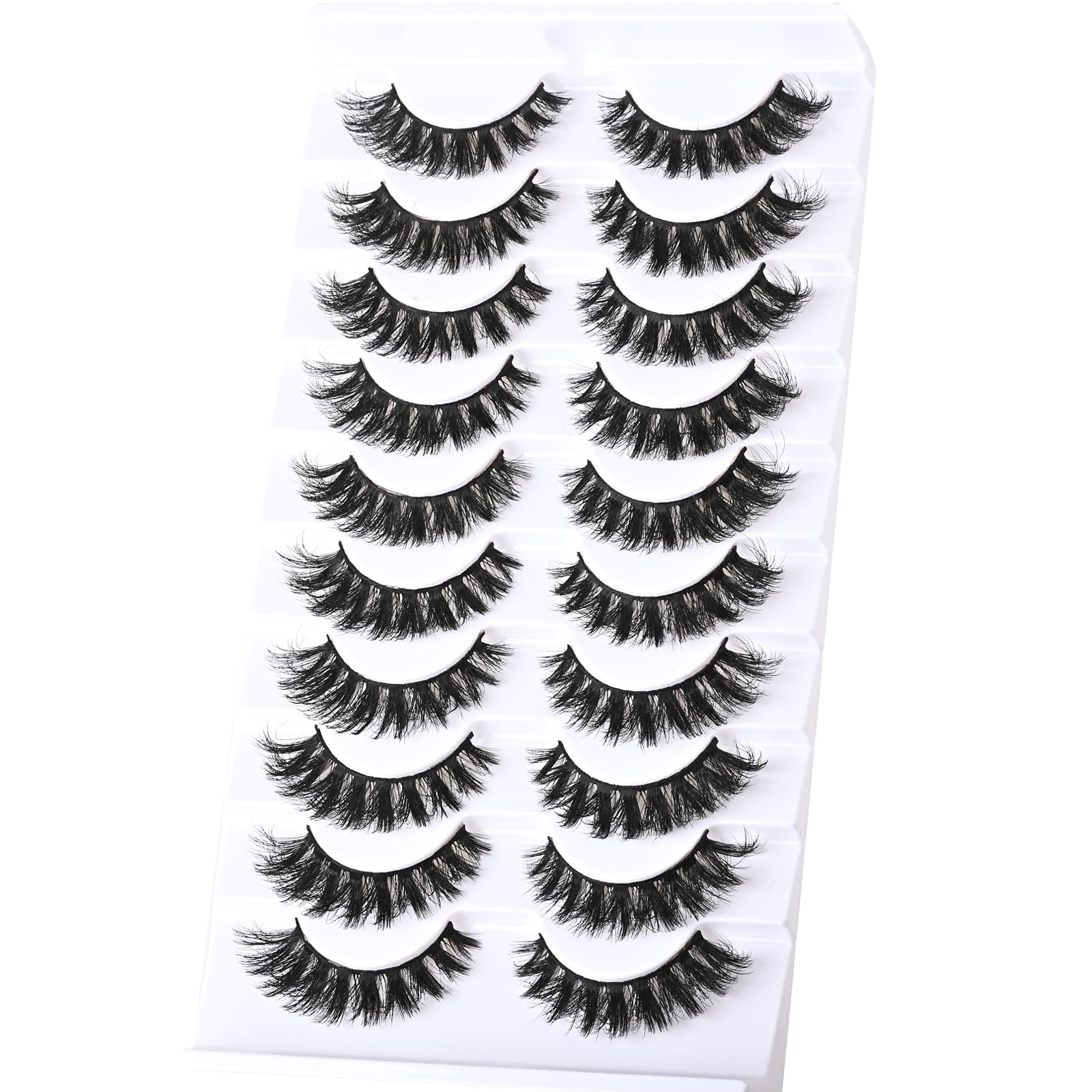 FARRED Mink Lashes Short Wispy Closeup for blended look.