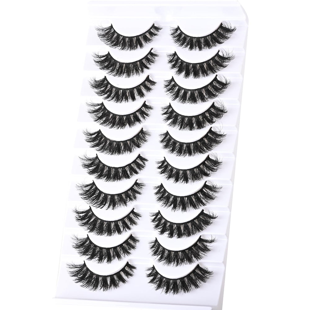 FARRED Mink Lashes Short Wispy Closeup for blended look.