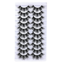 FARRED Wispy Lashes fluffy fiber for lightweight comfort and natural volume.
