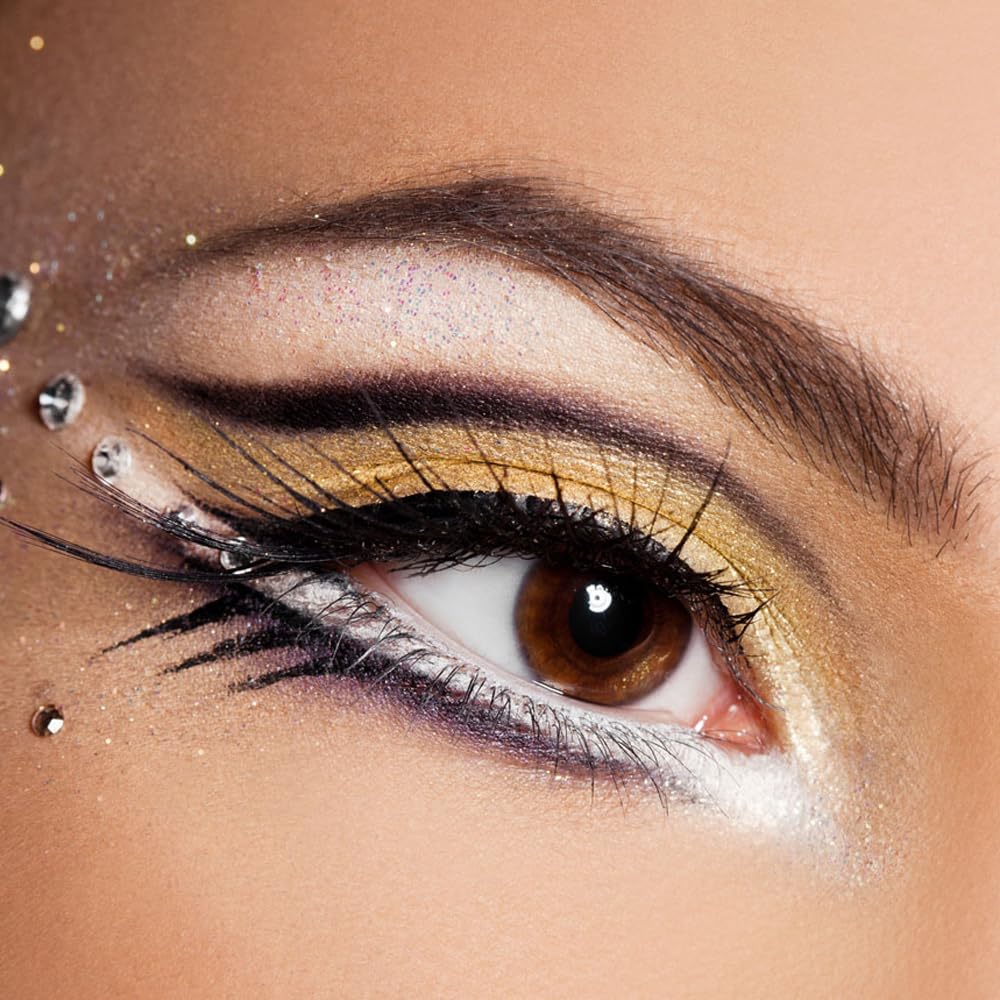 Fashionwu white eyeliner pencil suited for cosplay makeup and bold accents.