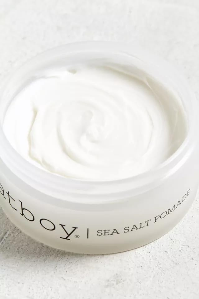 Close-up of sea kelp extract on label signals antioxidant support for hair.